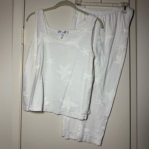 Fresh Produce starfish tank top and jersey capris color cream, size large